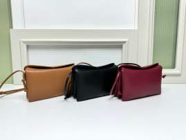 Picture of Celine Handbags _SKUfw225667430fw